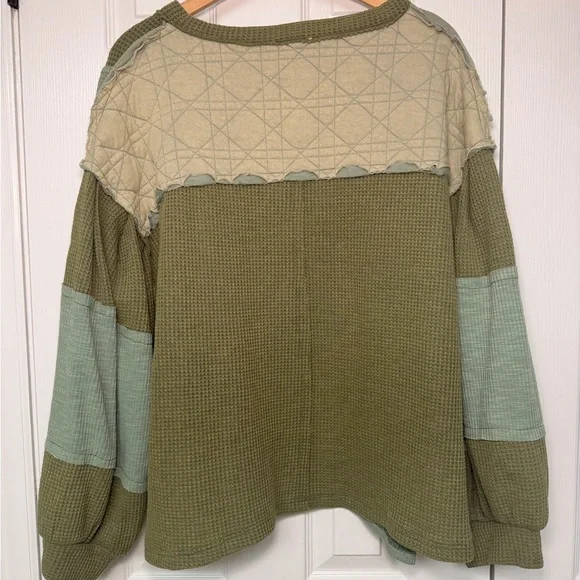 POL Cozy Oasis Patchwork Sweatshirt in Forest Green Medium Boho Oversized Henley - Picture 4 of 8